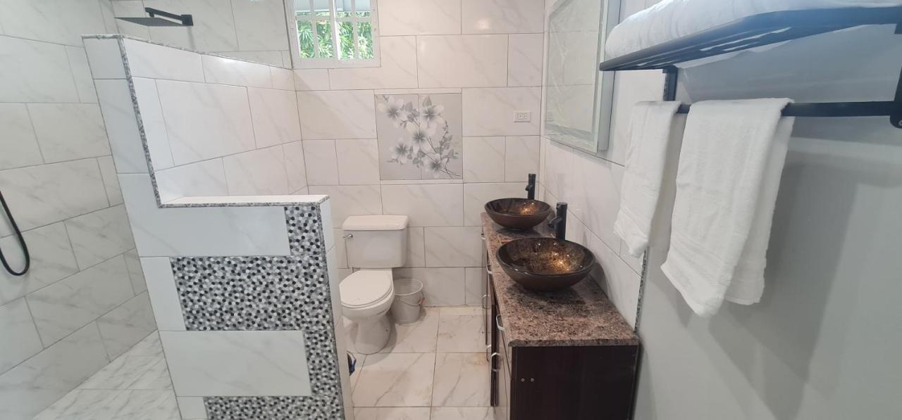 El Rincon Apartment Tunapuna Village Екстериор снимка